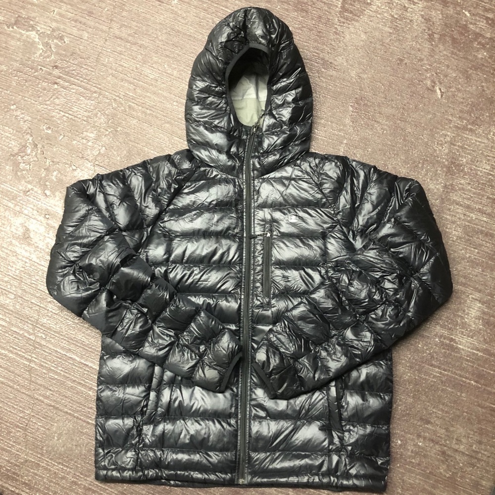 Hooded down jacket
